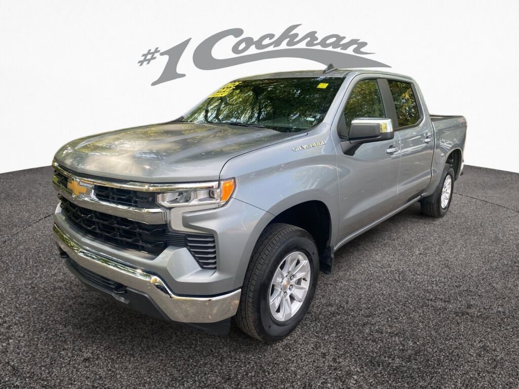 Used 2025 Chevrolet Silverado 1500 LT image 3