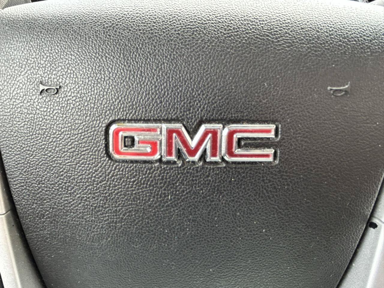 Used 2010 GMC Terrain SLT FWD image 20