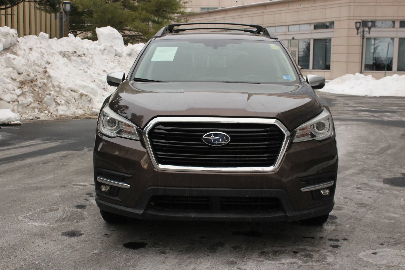 Used 2019 Subaru Ascent Touring w/ Popular Package #2 AWD/4WD image 3