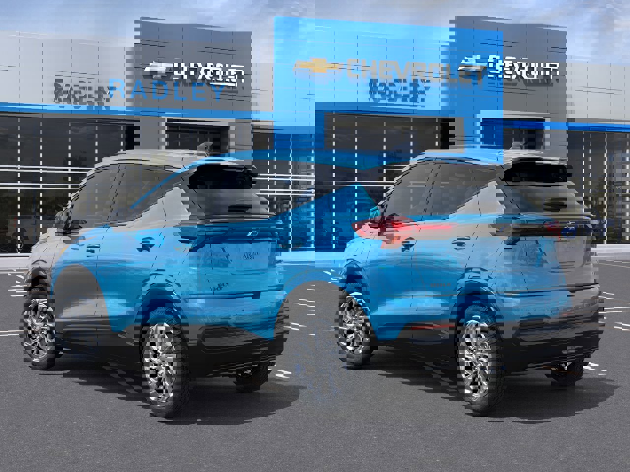 New 2027 Chevrolet Bolt LT w/ Comfort Package FWD image 3