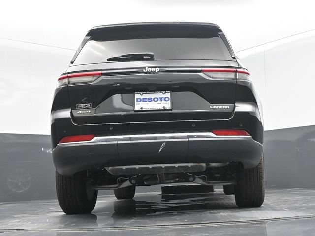 Used 2024 Jeep Grand Cherokee Laredo X AWD/4WD image 44