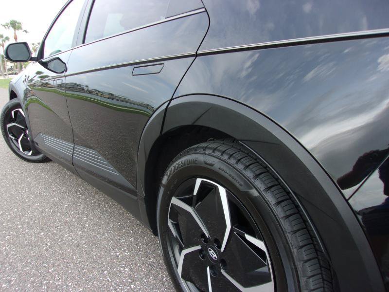 Used 2022 Hyundai Ioniq 5 SEL w/ Cargo Package RWD image 15
