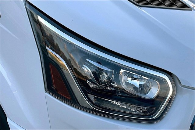 Used 2023 Ford Transit 350 XLT image 31