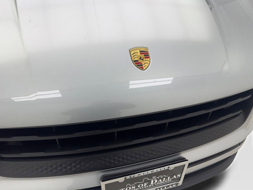 Used 2022 Porsche Macan AWD/4WD image 24