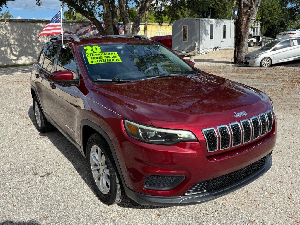 Used 2020 Jeep Cherokee Latitude FWD image 1