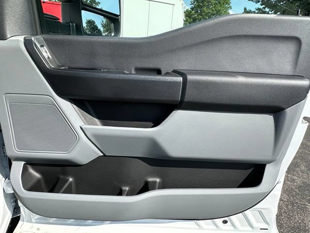 New 2026 Ford F550 4x4 Regular Cab Super Duty image 23
