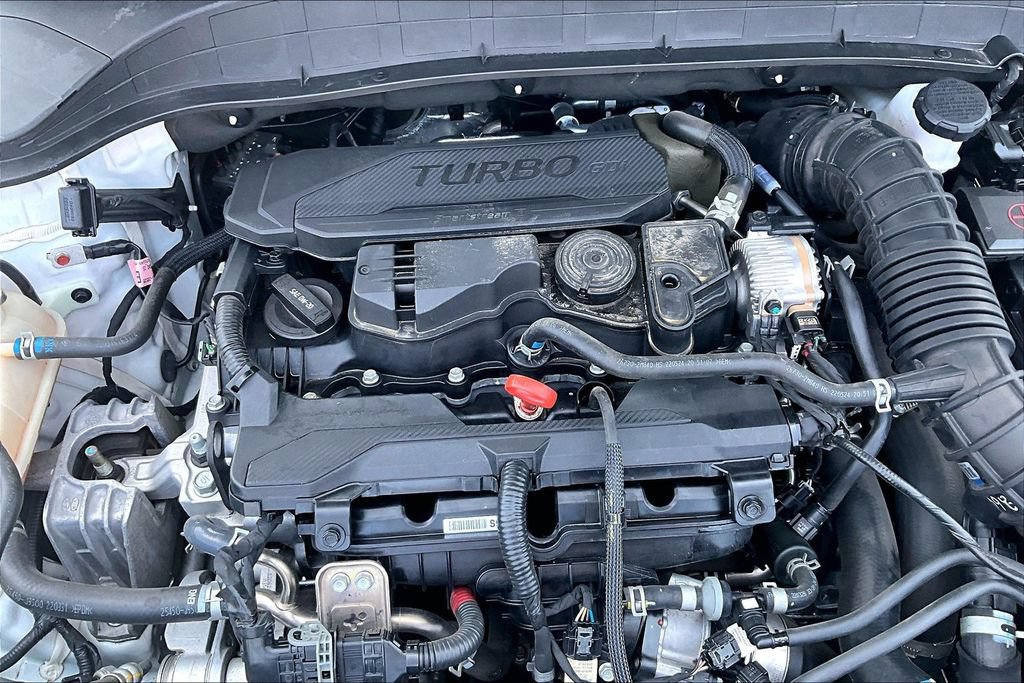 Used 2023 Hyundai Kona Limited AWD/4WD image 31
