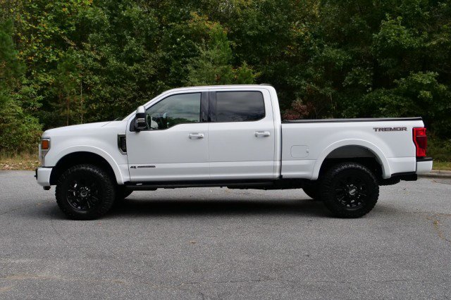 Used 2022 Ford F250 Lariat w/ Tremor Off-Road Package image 32