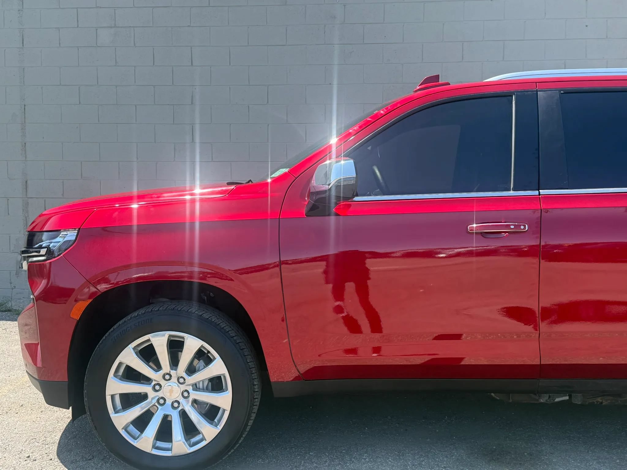 Used 2024 Chevrolet Tahoe Premier AWD/4WD image 3