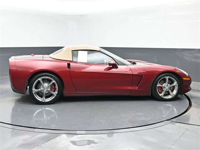 Used 2005 Chevrolet Corvette Convertible w/ Preferred Equipment Group image 10