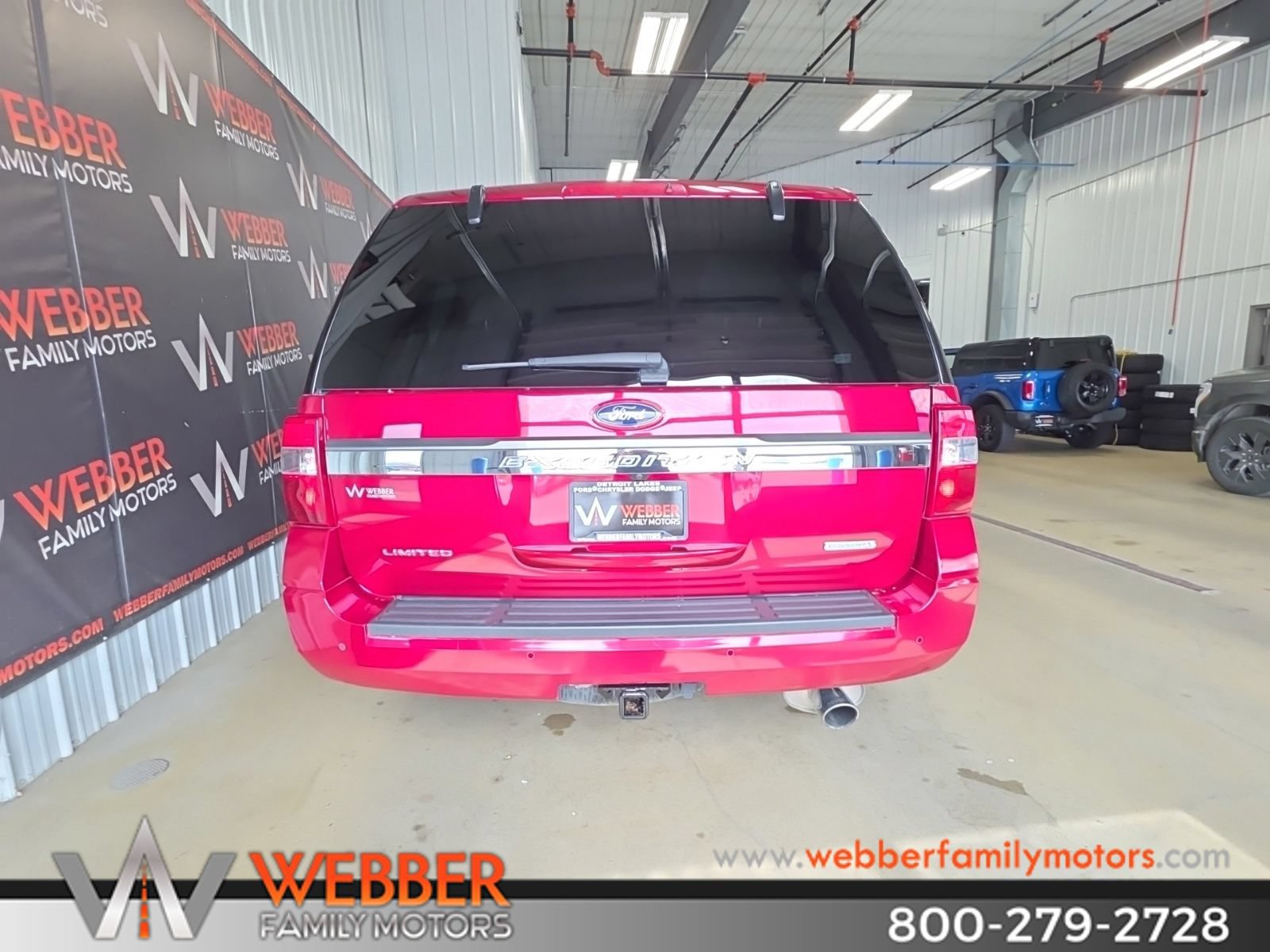 Used 2016 Ford Expedition Limited w/ Equipment Group 301A AWD/4WD image 6