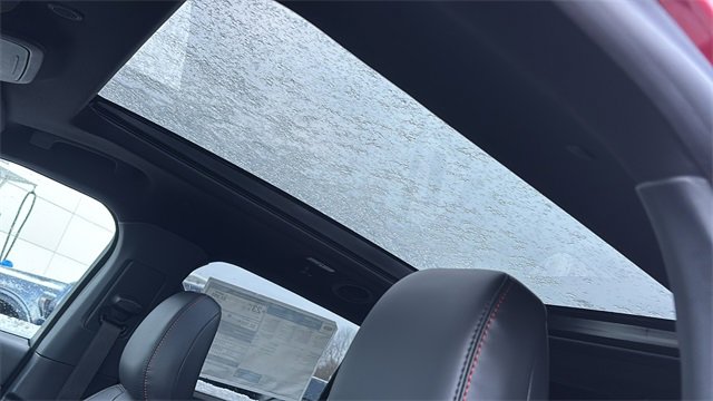 New 2026 Ford Explorer ST-Line w/ ST-Line Street Pack image 8