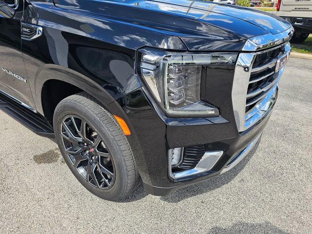 Used 2023 GMC Yukon SLT w/ SLT Premium Package AWD/4WD image 10