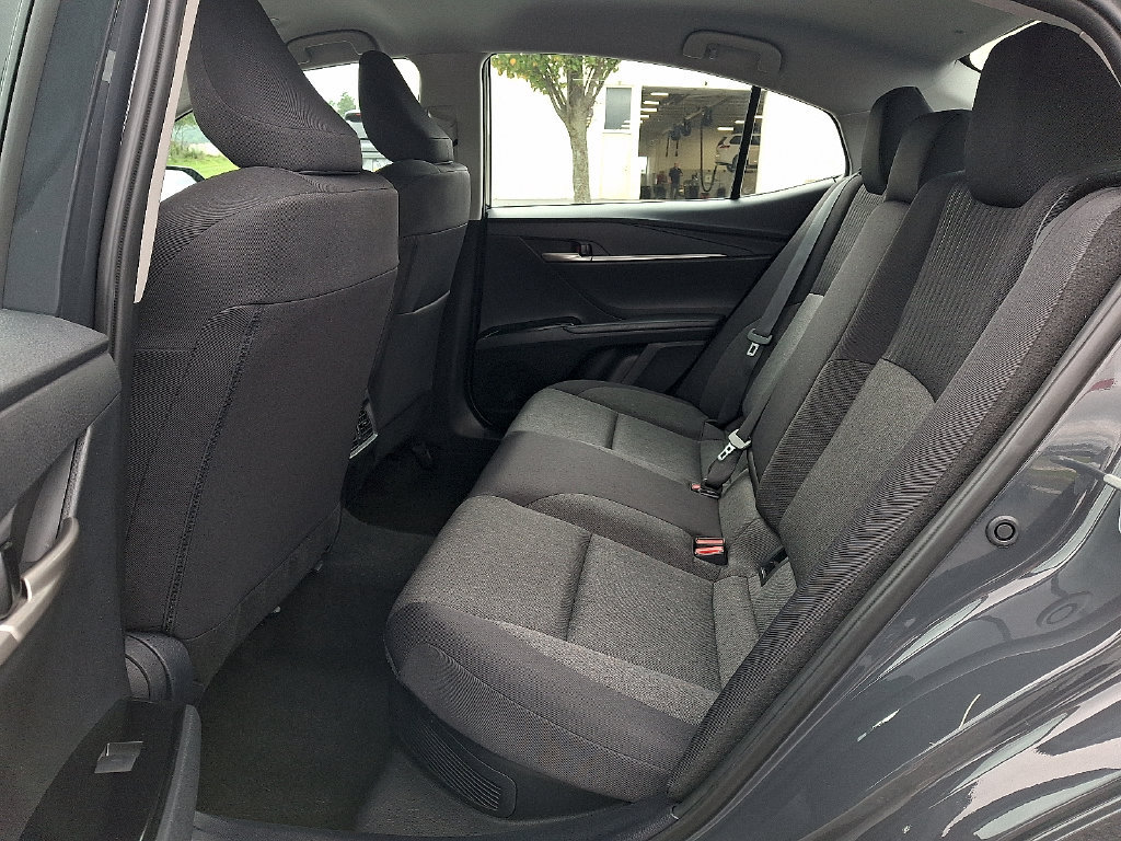 Used 2025 Toyota Camry LE FWD image 11
