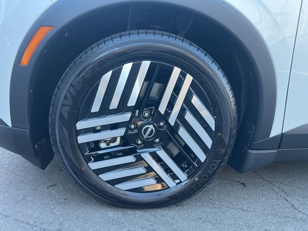 New 2026 Nissan Leaf SV+ image 38