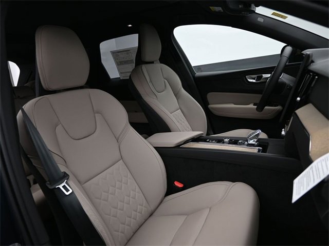 New 2026 Volvo XC60 B5 Plus w/ Protection Package Premier image 34
