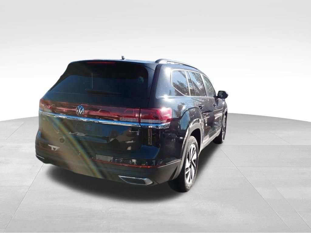 Used 2025 Volkswagen Atlas SE image 26