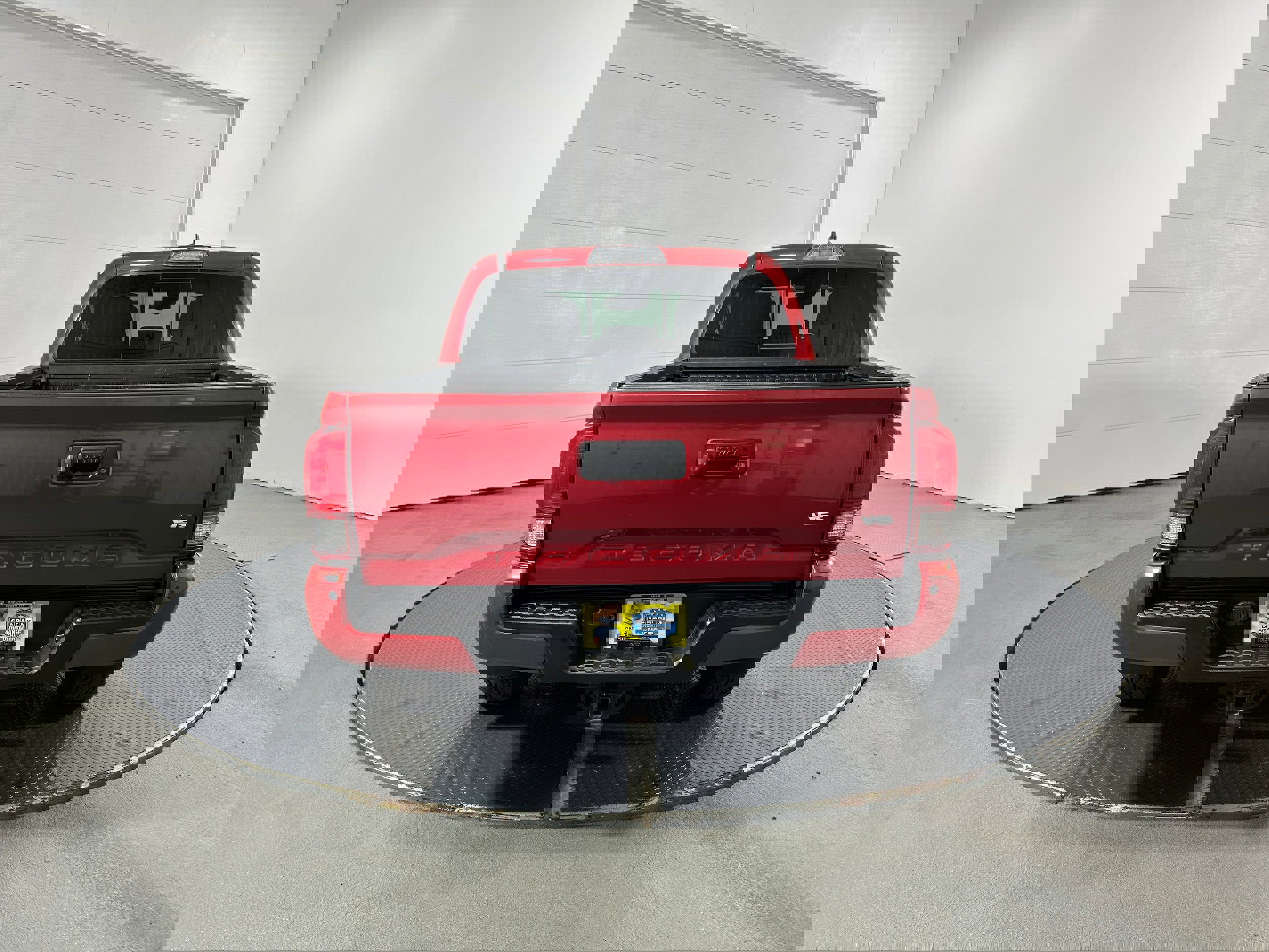 Used 2019 Toyota Tacoma TRD Sport image 27