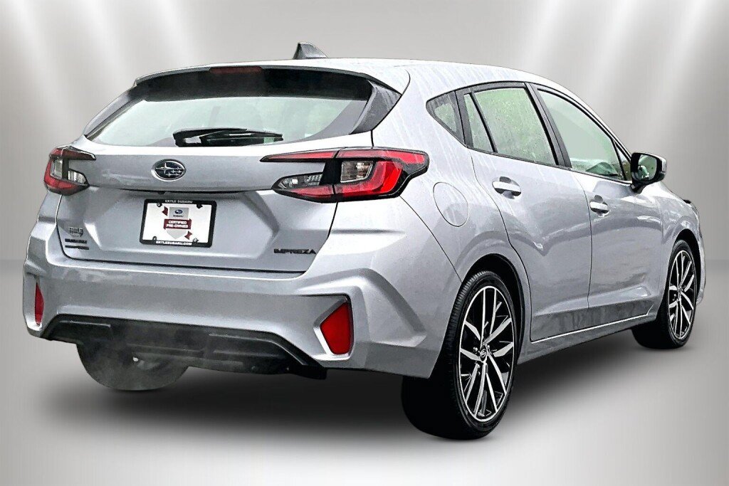 Certified 2026 Subaru Impreza 2.0i Sport AWD/4WD image 5