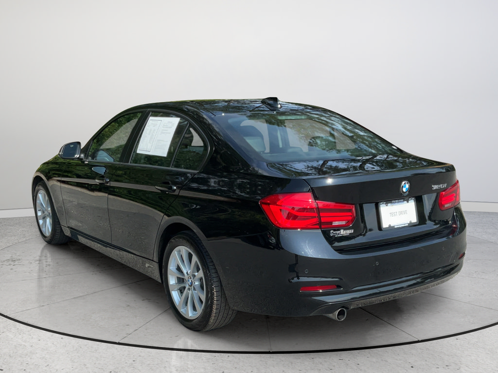 Used 2016 BMW 320i Sedan RWD image 10