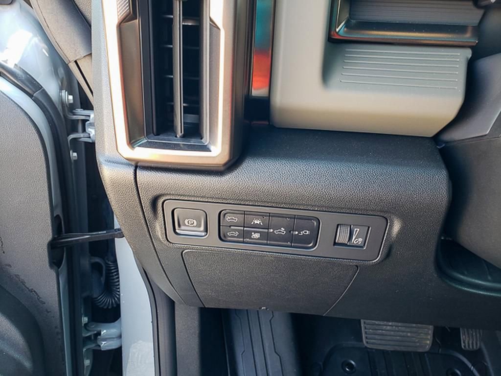 Used 2024 GMC Hummer EV 3X w/ Battery Pack, 24 Module Pack image 15