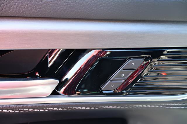 New 2026 Jeep Grand Wagoneer Limited image 21