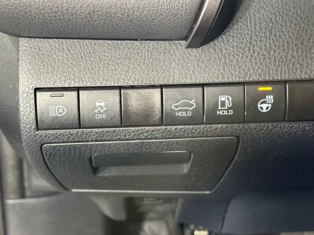 Used 2024 Toyota Camry SE image 19