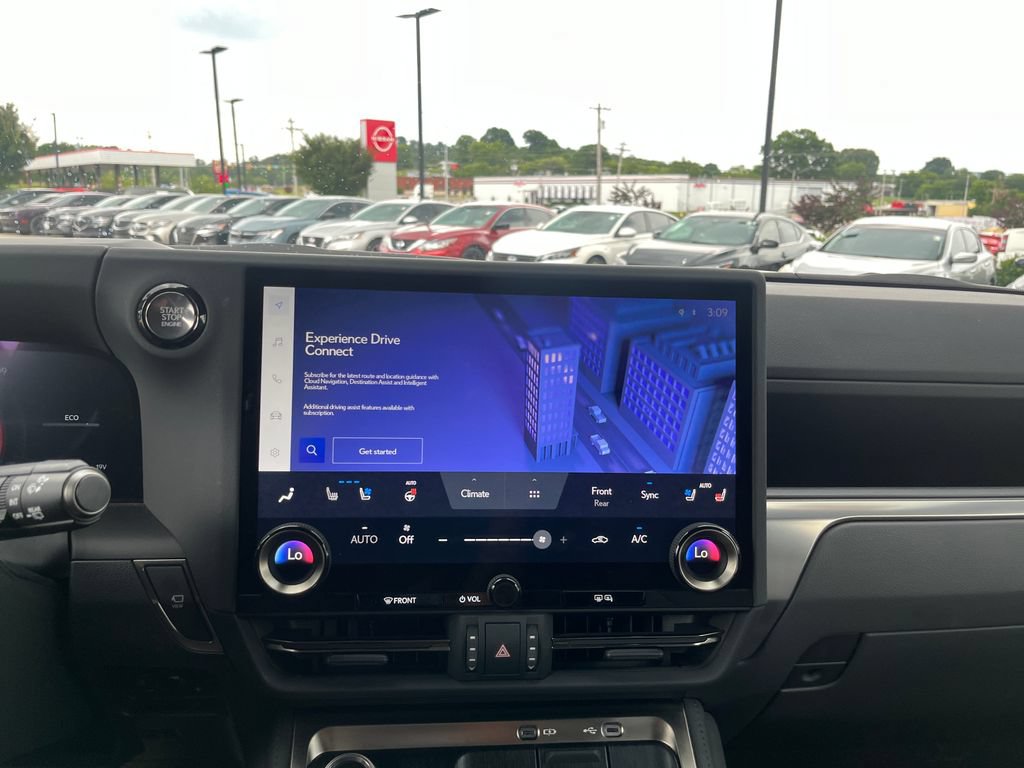 Used 2024 Lexus GX 550 w/ Accessory Package (2T) AWD/4WD image 15