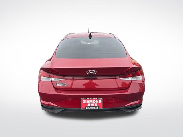 Used 2023 Hyundai Elantra SEL w/ Cargo Package FWD image 4