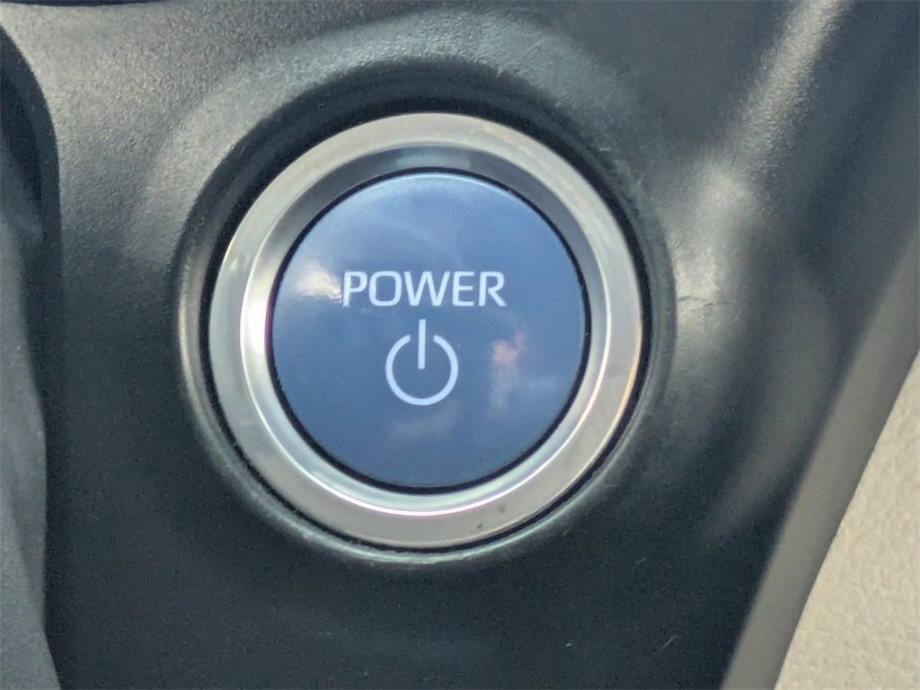 Used 2022 Toyota Sienna Platinum image 27