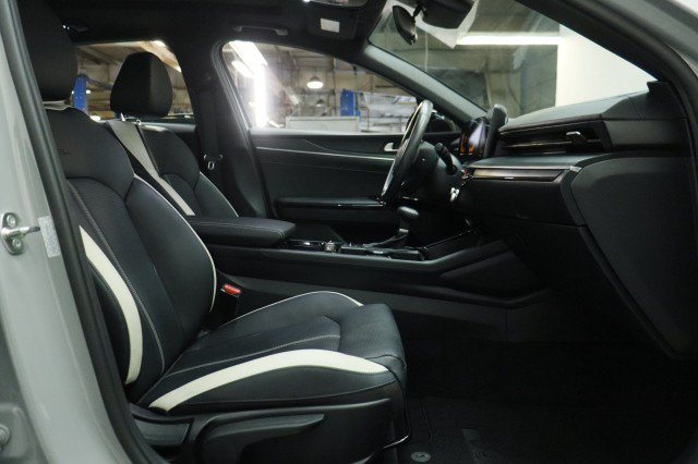 Used 2025 Kia K5 GT-Line w/ GT-Line Premium Package FWD image 22