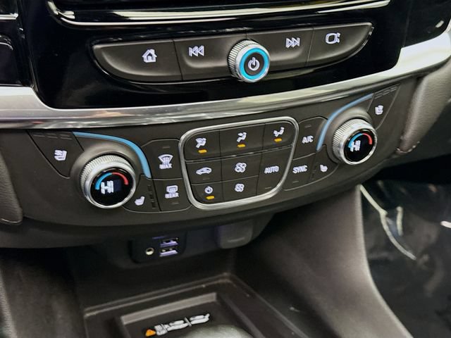 Used 2023 Chevrolet Traverse High Country w/ LPO, Floor Liner Package AWD/4WD image 18