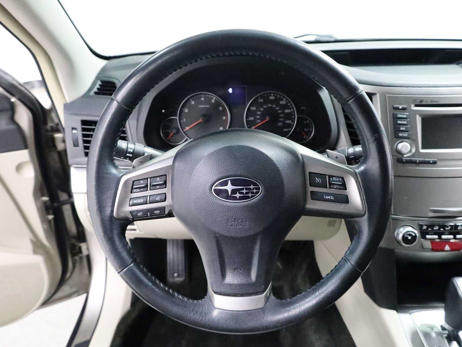 Used 2014 Subaru Outback 2.5i Premium AWD/4WD image 22