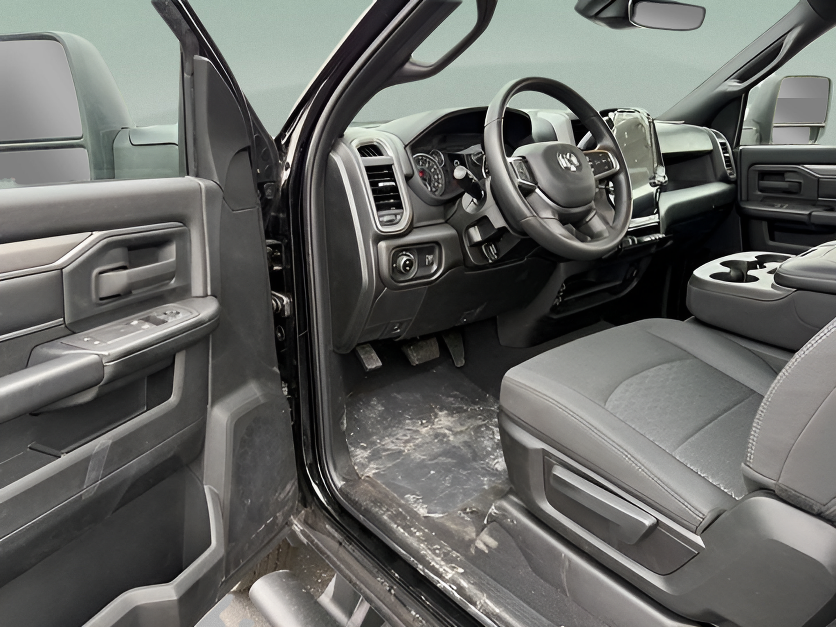 New 2025 RAM 2500 Tradesman AWD/4WD image 14