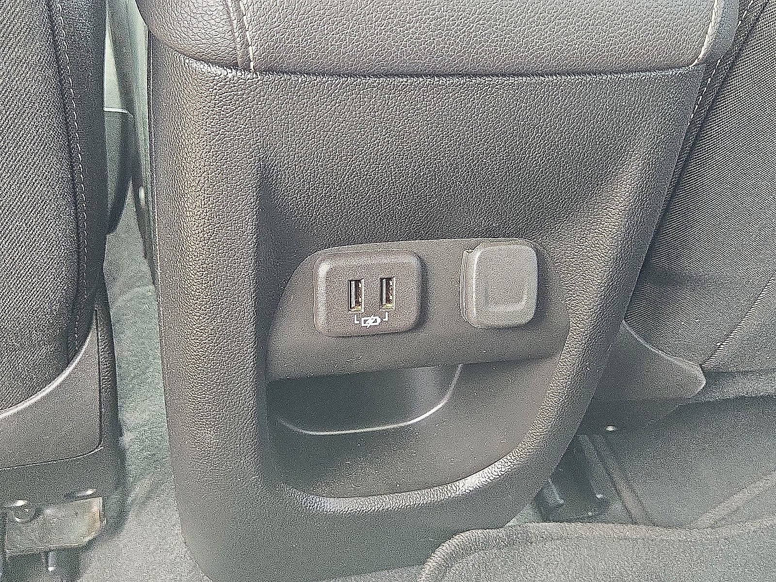 Used 2021 Chevrolet Colorado LT RWD image 15