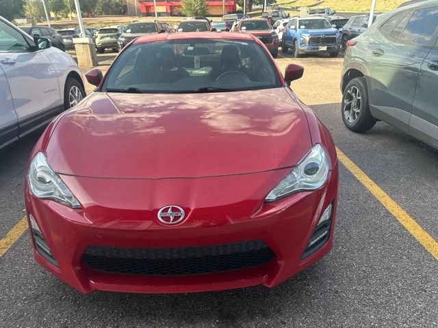 Used 2015 Scion FR-S RWD image 2
