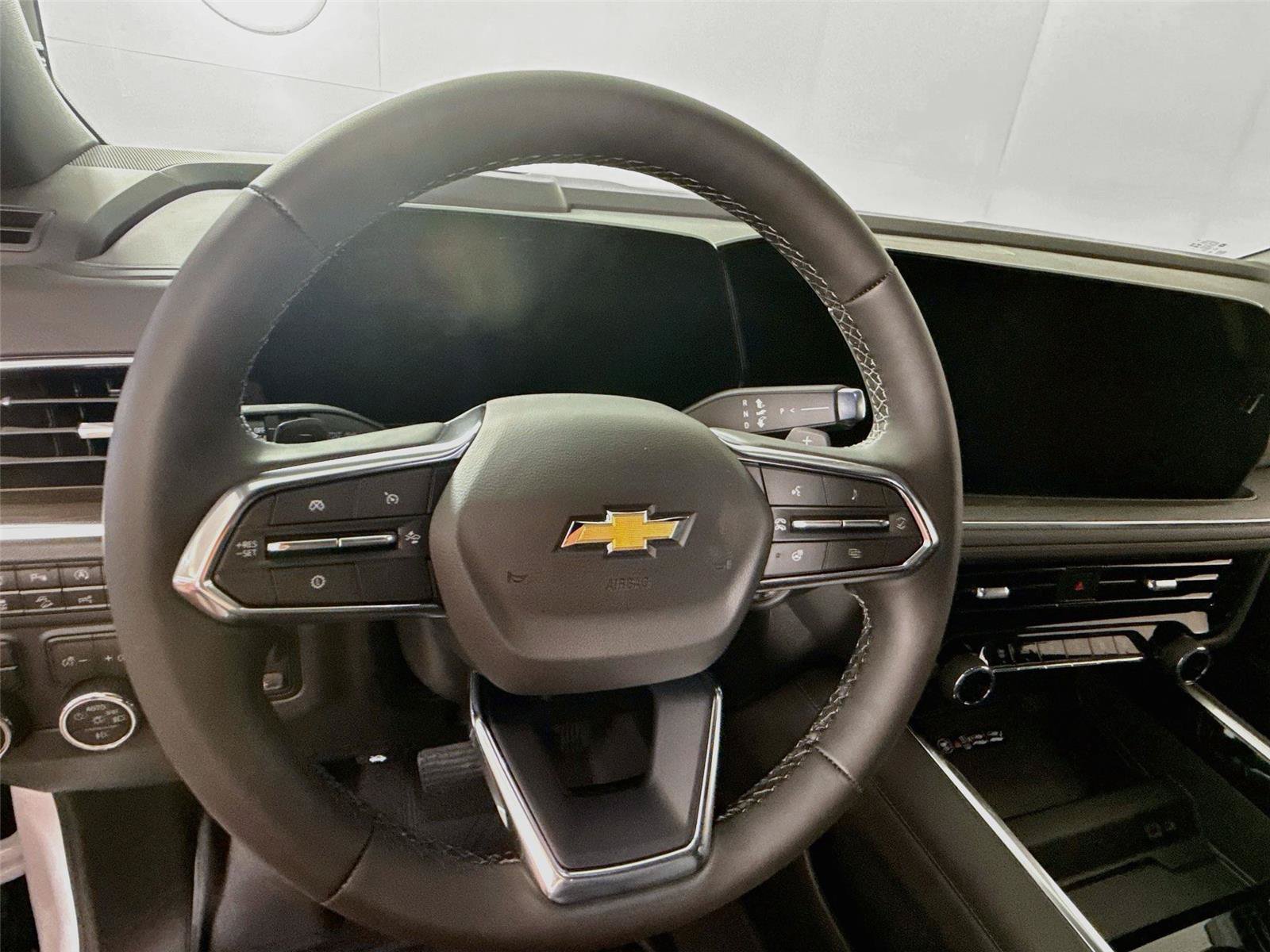 New 2026 Chevrolet Suburban LT w/ Comfort Package AWD/4WD image 5