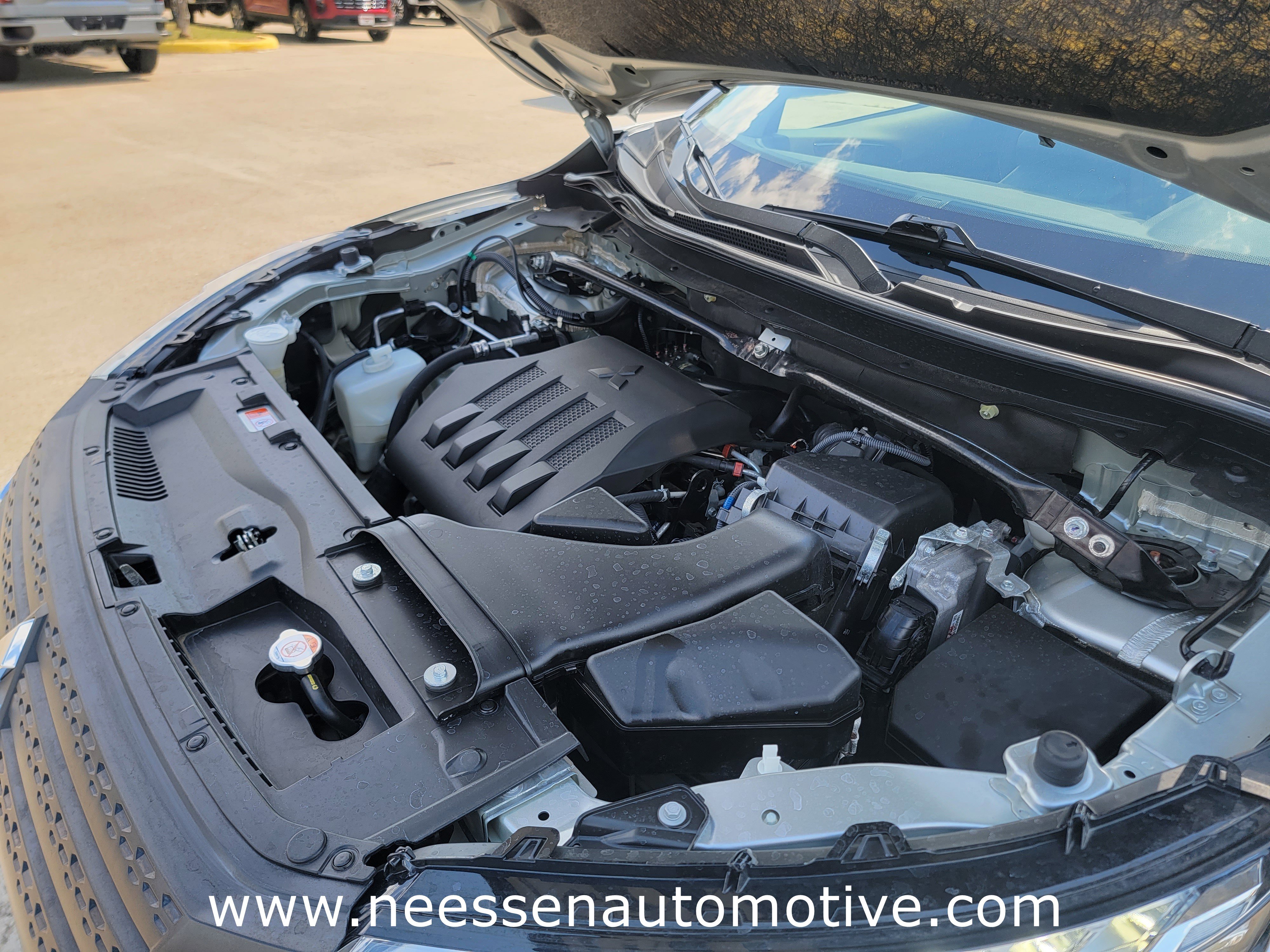 Used 2024 Mitsubishi Eclipse Cross SE image 33