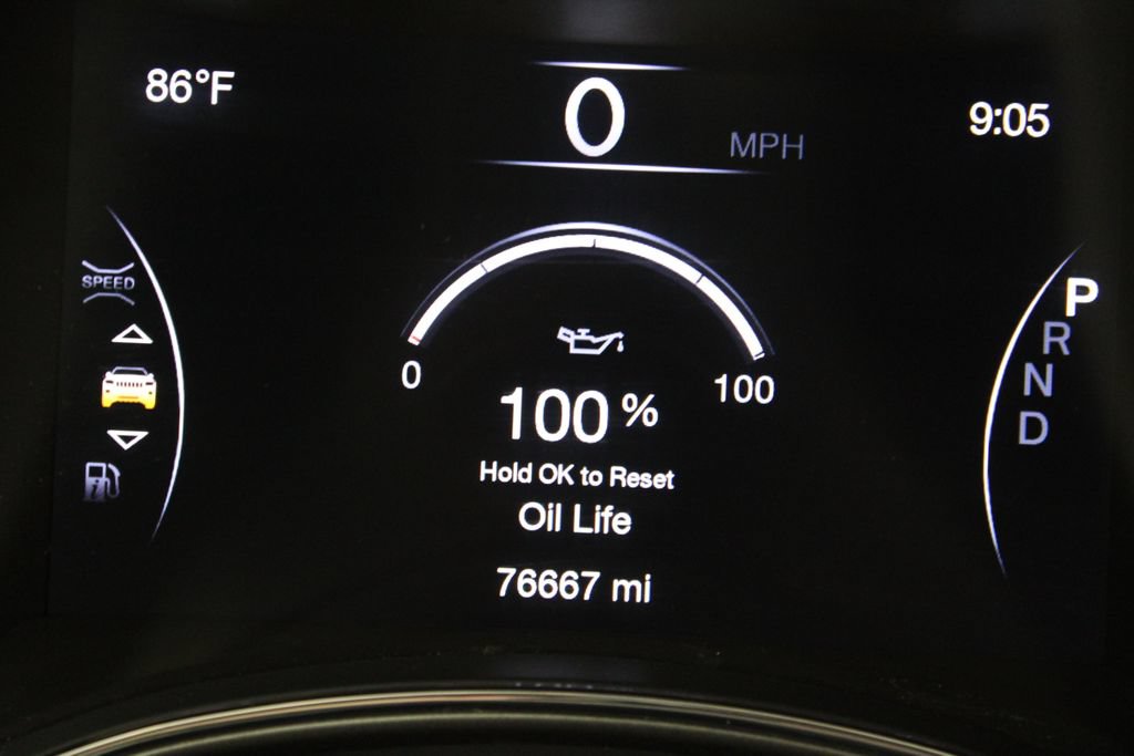 Used 2022 Jeep Grand Cherokee Laredo X RWD image 32