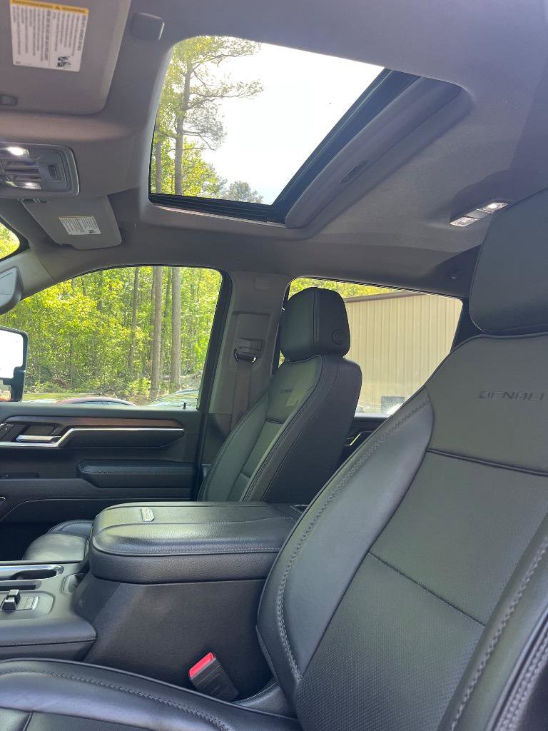 Used 2024 GMC Sierra 2500 Denali w/ Denali Reserve Package AWD/4WD image 53