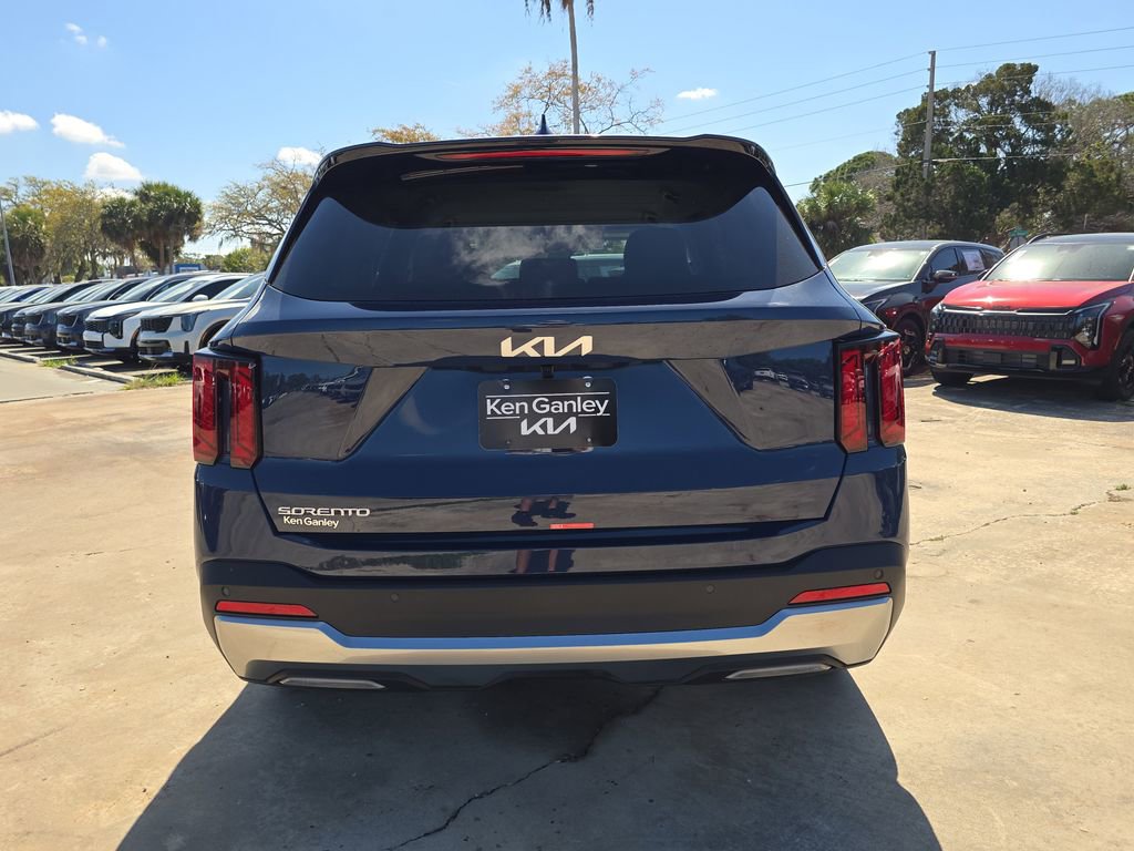 New 2026 Kia Sorento S FWD image 7