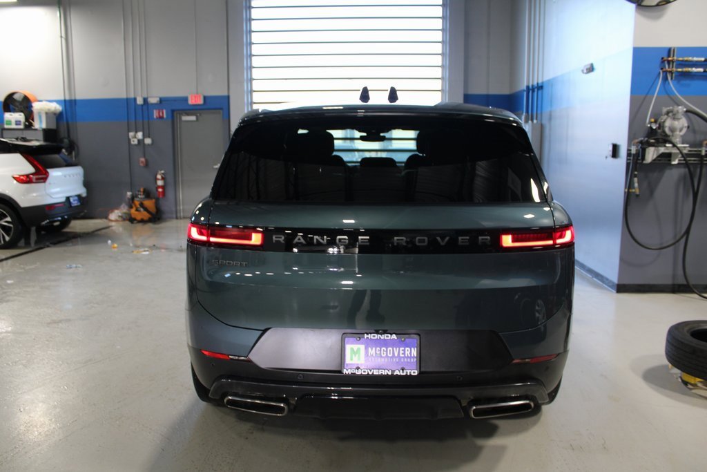 Used 2024 Land Rover Range Rover Sport SE image 39