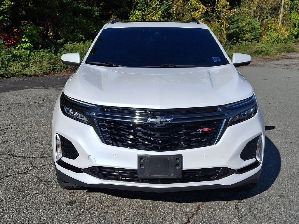 Used 2022 Chevrolet Equinox RS w/ RS Leather Package AWD/4WD image 2