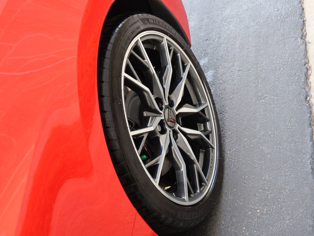 Used 2024 Chevrolet Corvette Stingray Preferred Cpe w/ Z51 Performance Package image 39