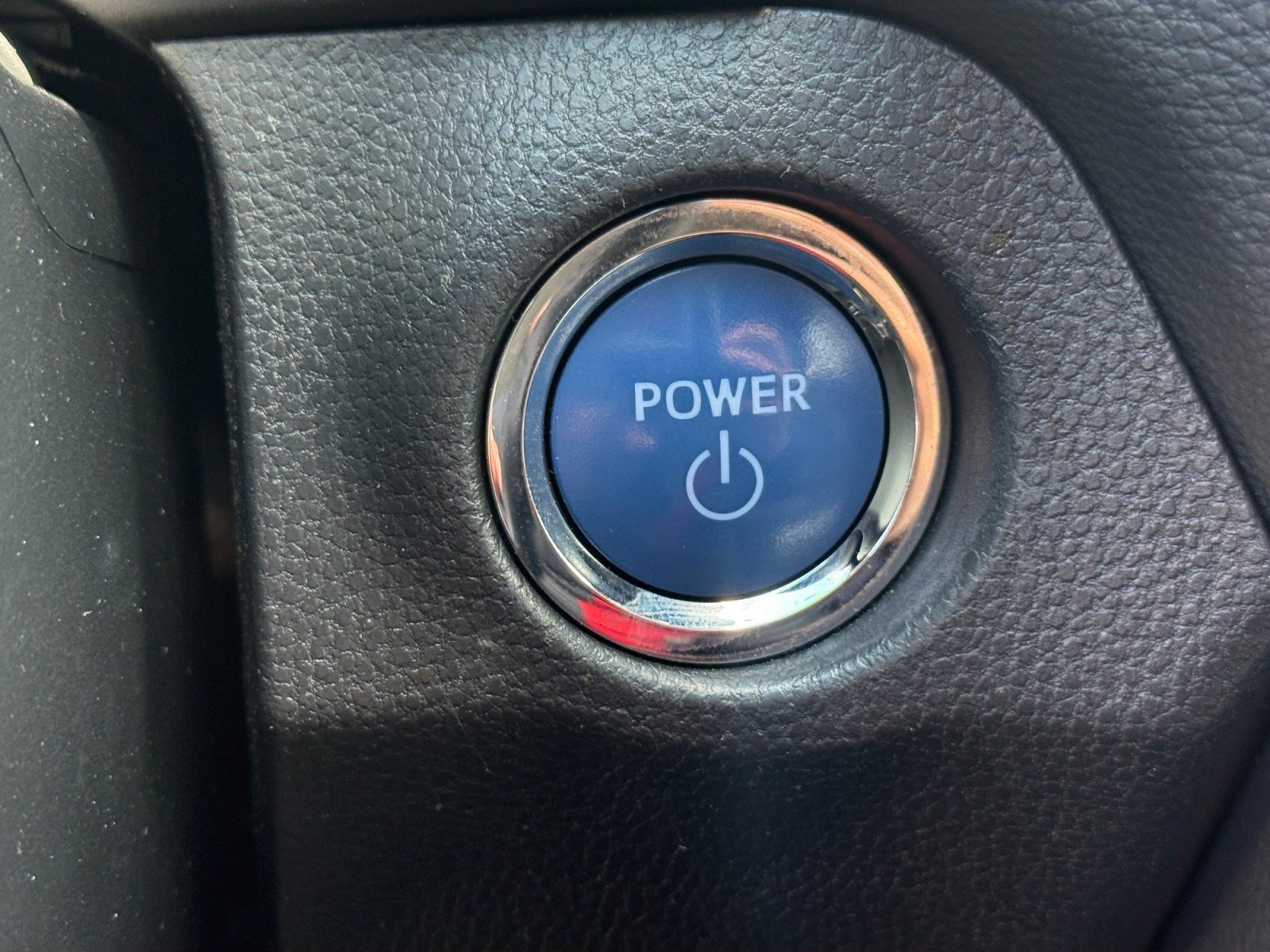 Used 2019 Toyota RAV4 XSE AWD/4WD image 28