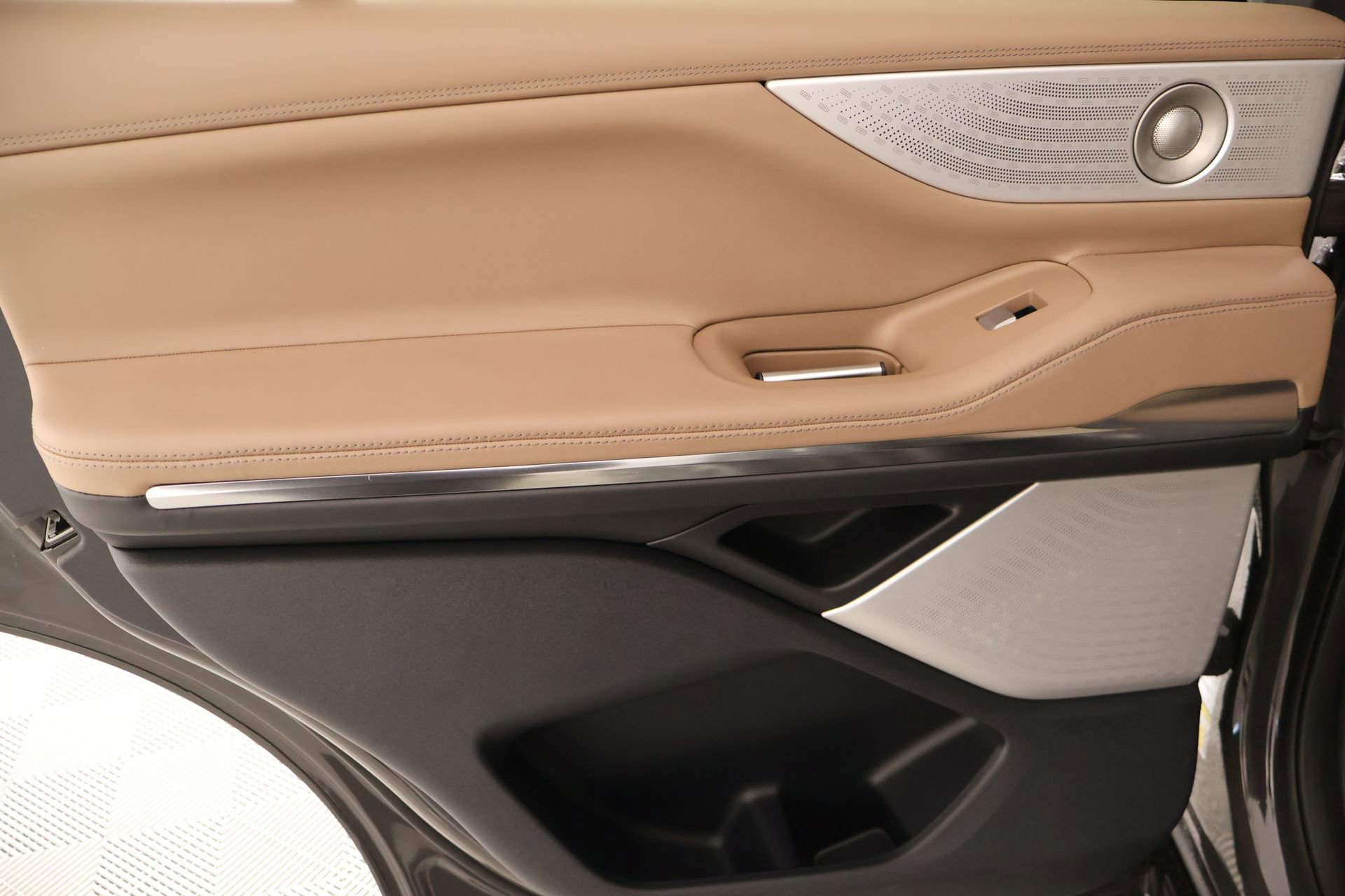 New 2026 Lincoln Navigator Black Label image 19