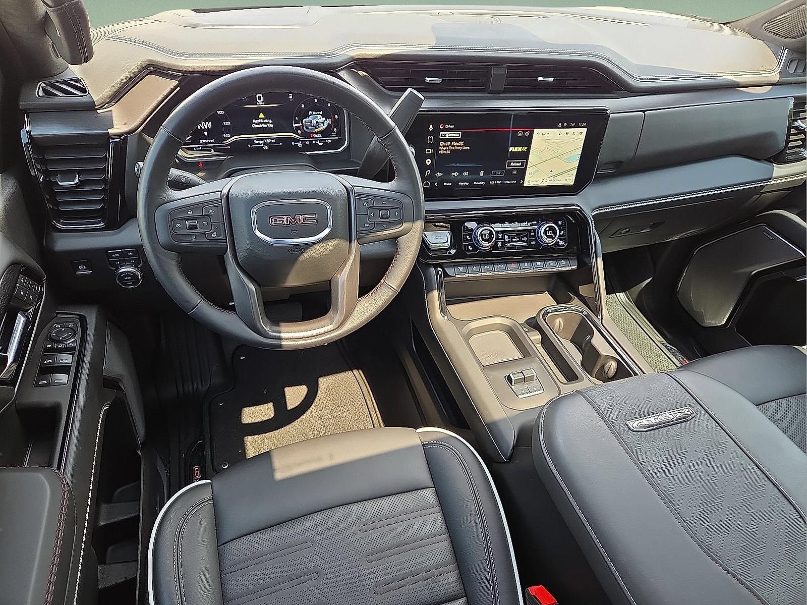 Used 2025 GMC Sierra 2500 AT4X AWD/4WD image 6