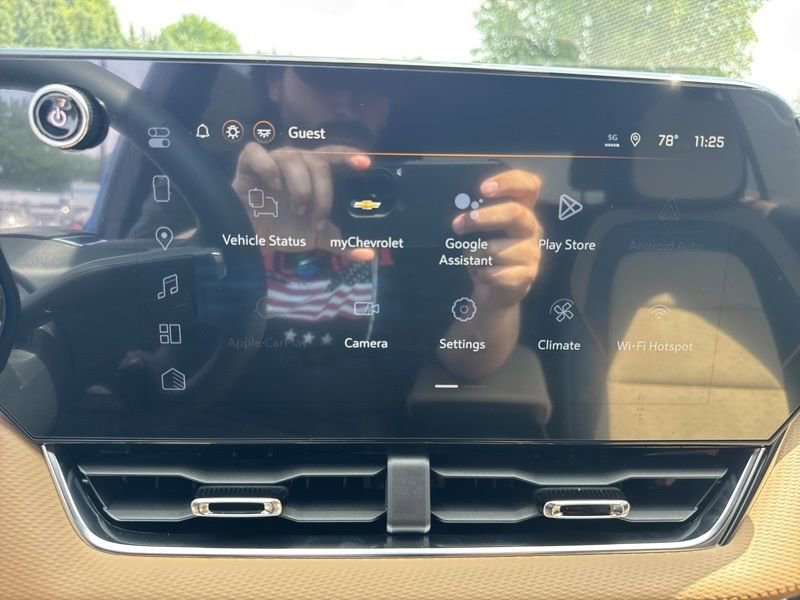 New 2026 Chevrolet Equinox ACTIV w/ Convenience Package III image 17