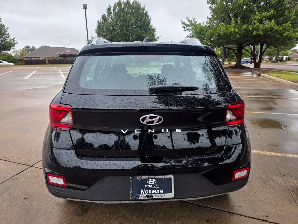 New 2026 Hyundai Venue SEL FWD image 27