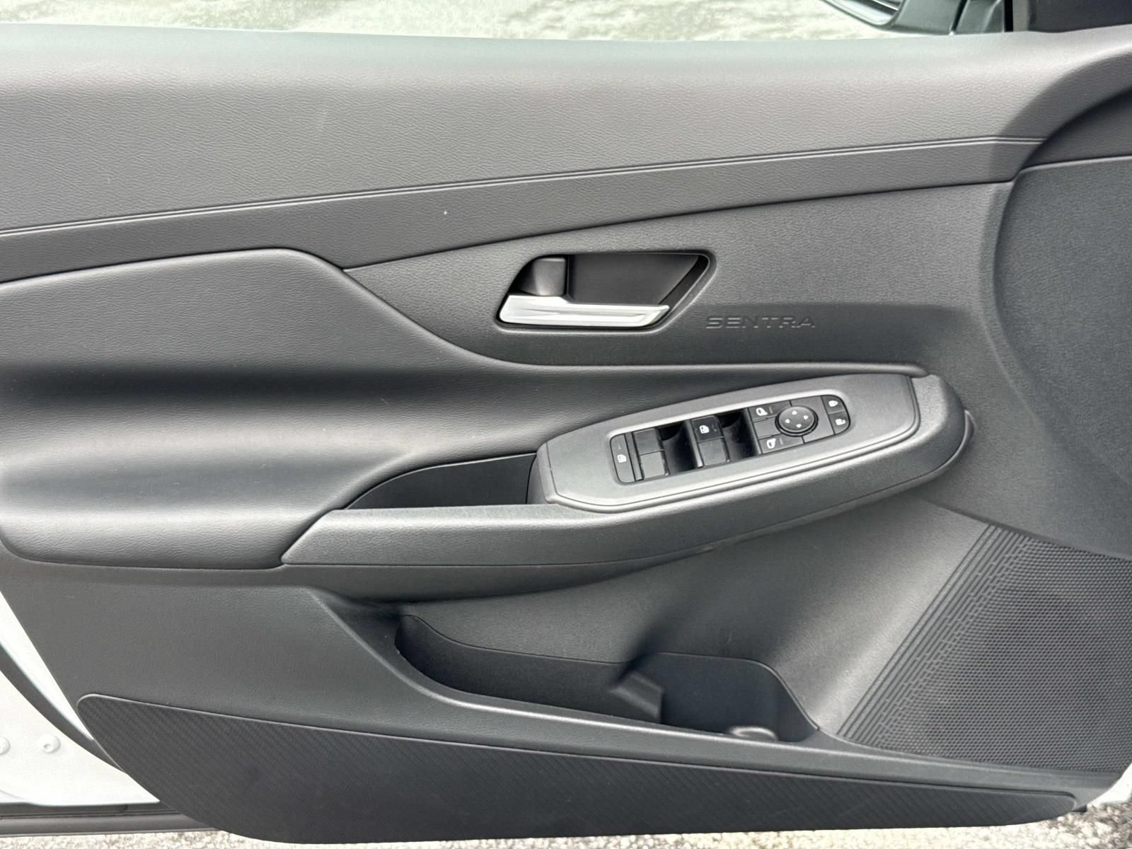 Certified 2026 Nissan Sentra SV w/ SV Convenience Package FWD image 23